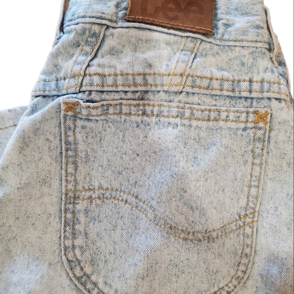 Vintage Lee Light Weight Stone Wash Jeans - Picture 4 of 4